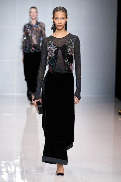 Look 57